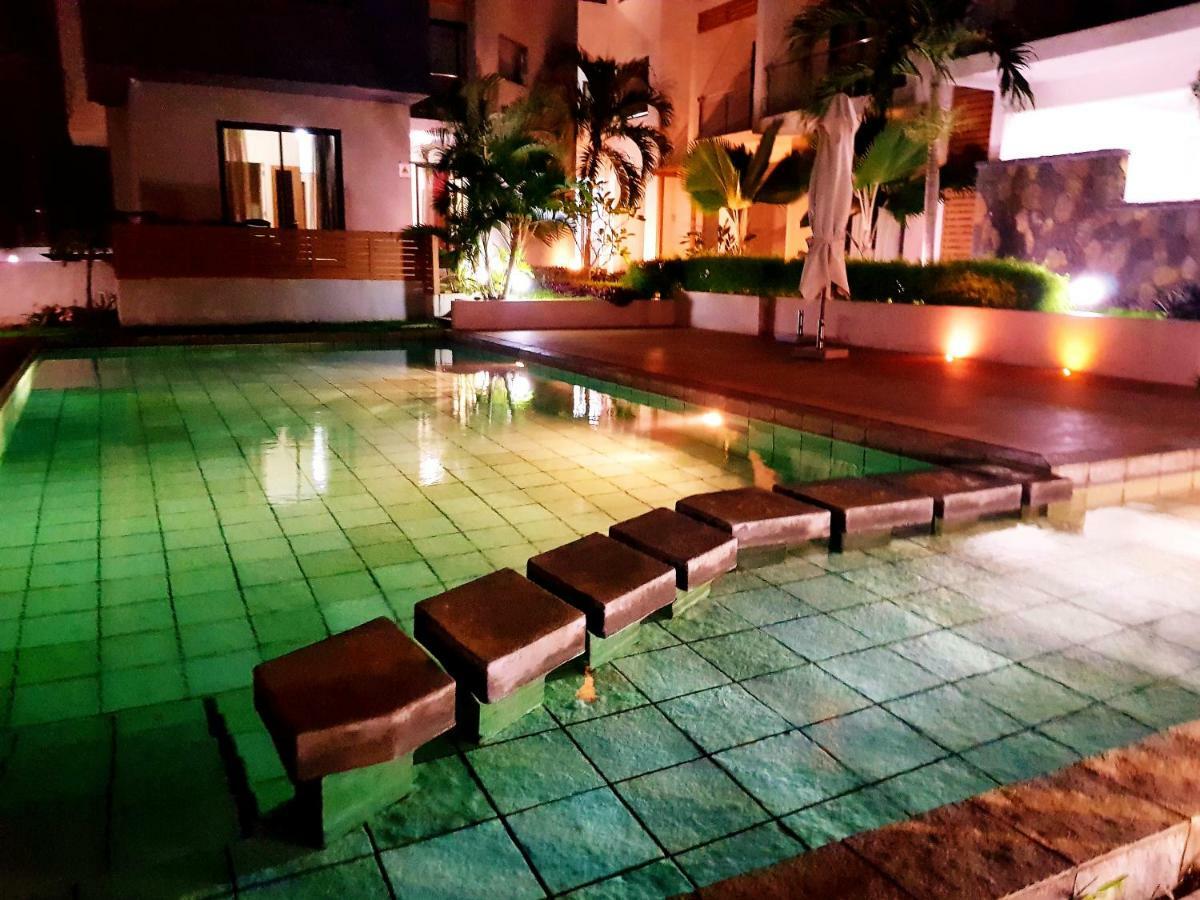 Flic En Flac Sea View Luxury 3 Bedroom Apartment ภายนอก รูปภาพ