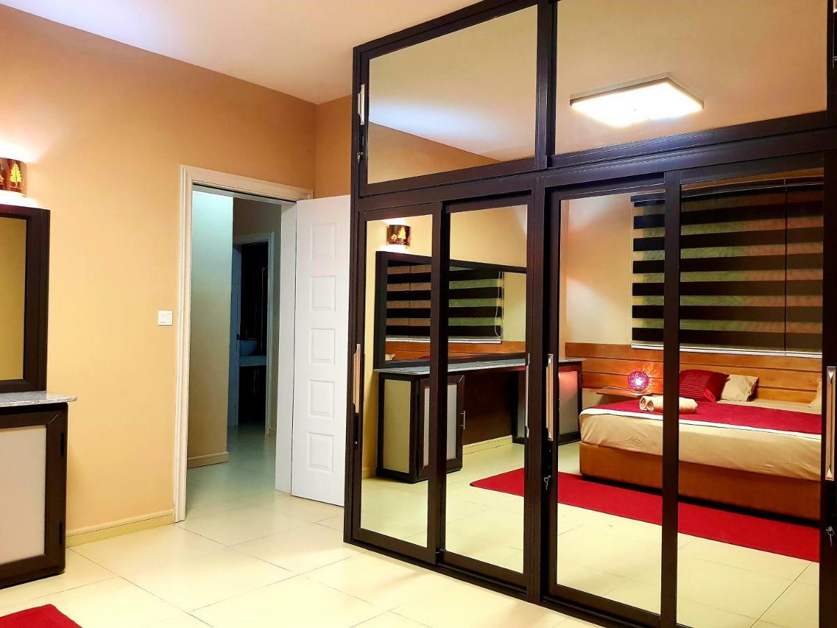 Flic En Flac Sea View Luxury 3 Bedroom Apartment ภายนอก รูปภาพ